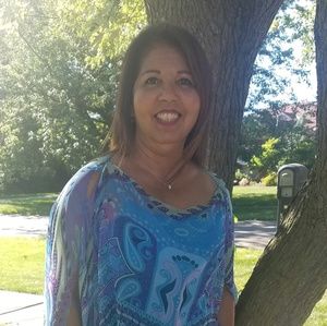 Meet your Posher, Yvette